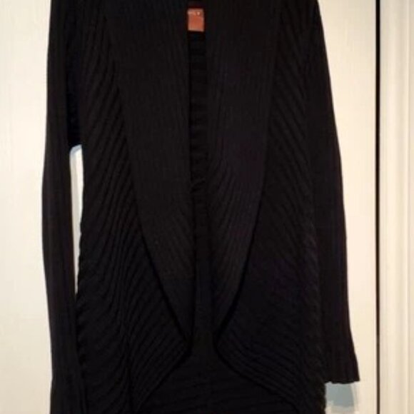 Black 525 America Shawl Cardigan Sweater - Size Med - Full Coverage MINT COND. - Picture 4 of 9